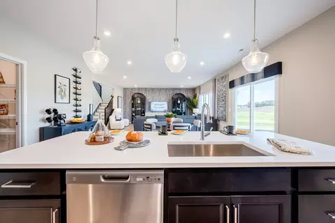 Kitchen - 175 Westwoods Rd, Wright City, MO 63390 photo 4 of 10