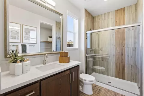 Bath - 5680 Wildrye Ln, Antioch, CA 94531 photo 2 of 6