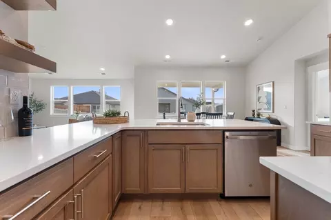 Kitchen - Simpson Parkway, Cheney, WA 99004 photo 4 of 6