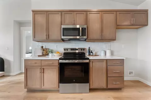 Kitchen - Simpson Parkway, Cheney, WA 99004 photo 5 of 6