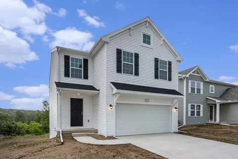 541 Needlewood Dr, Cedar Springs, MI 49319