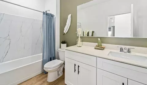 Bath - 5977 E Jayden Ln, Tucson, AZ 85756 photo 3 of 11