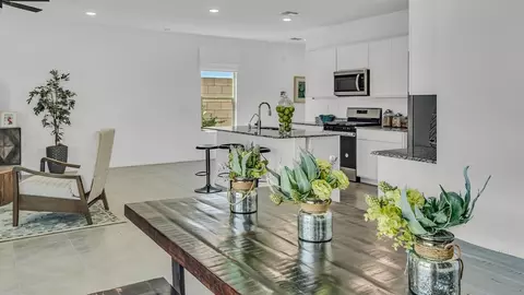 Dining - 5977 E Jayden Ln, Tucson, AZ 85756 photo 6 of 6
