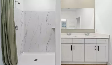 Bath - 5977 E Jayden Ln, Tucson, AZ 85756 photo 1 of 11