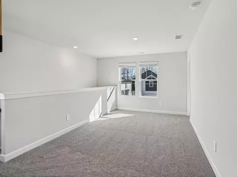 Living - 3058 14th Ave NE, Conover, NC 28613 photo 3 of 4