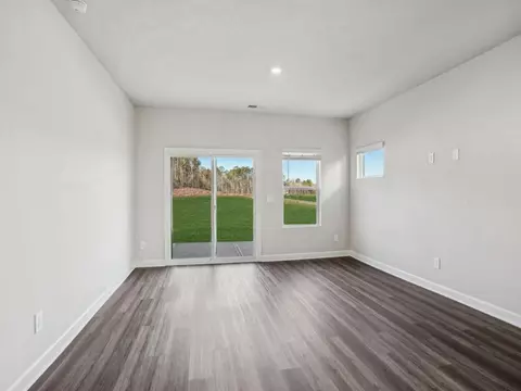 Living - 3058 14th Ave NE, Conover, NC 28613 photo 2 of 4