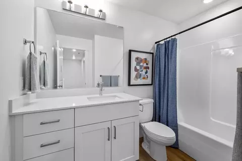 Bath - 851 S 380 E, Smithfield, UT 84335 photo 3 of 6