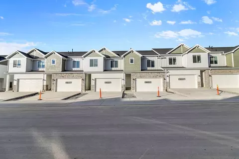 Exterior - 851 S 380 E, Smithfield, UT 84335 photo 4 of 5