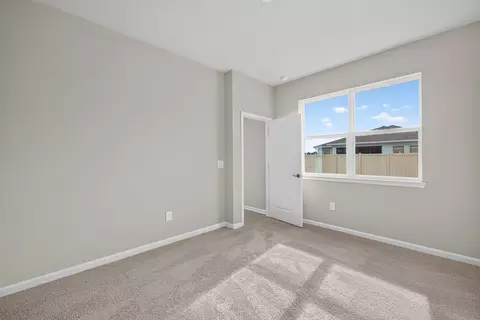 Bedroom - 9252 Derbyshire Dr, Parrish, FL 34219 photo 4 of 4