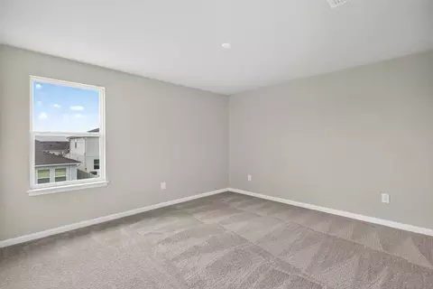 Bedroom - 9252 Derbyshire Dr, Parrish, FL 34219 photo 2 of 4
