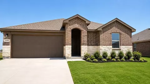1140 Belhaven St, Granbury, TX 76048