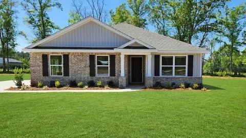 34 Kings Crossing Dr, Lucedale, MS 39452