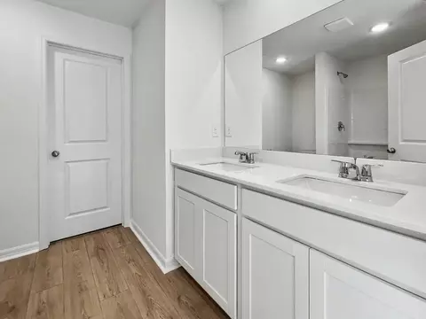 Bath - 12914 Red Deer Pl, Parrish, FL 34219 photo 1 of 1