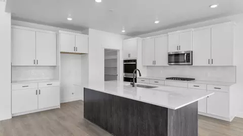 Kitchen - 1867 E 1060 N #355, Salem, UT 84653 photo 3 of 10