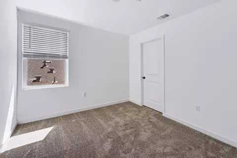 Bedroom - 277 Nadine St, Merced, CA 95341 photo 3 of 4