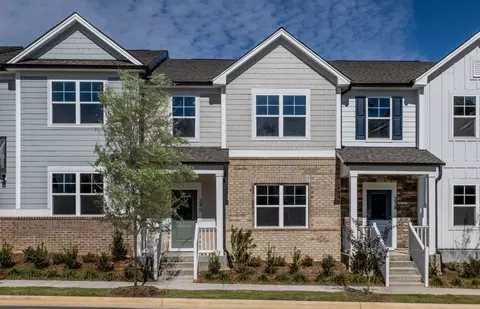 208 Millwood Dr, Knightdale, NC 27604