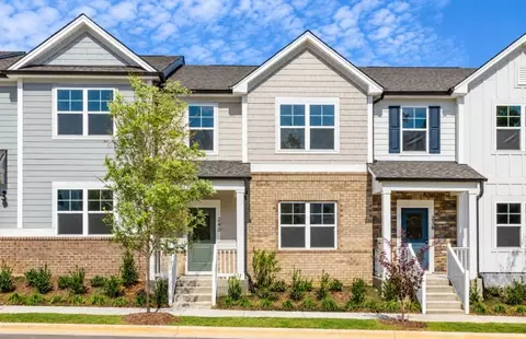 208 Millwood Dr, Knightdale, NC 27604