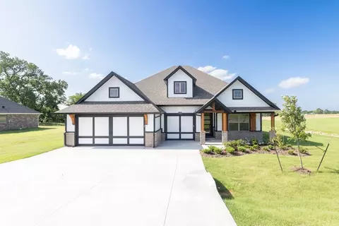 1722 E Moonlight Hollow Dr, Perkins, OK 74059