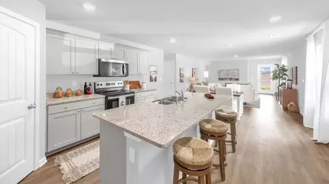 Kitchen - 24 Sealy Dr, Byhalia, MS 38611 photo 6 of 8