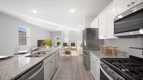 Kitchen - 24 Sealy Dr, Byhalia, MS 38611 photo 5 of 8