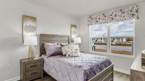 Bedroom - 6383 June Bug Dr, Milton, FL 32583 photo 7 of 21