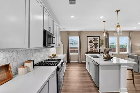Kitchen - 960 Cherrystone Loop, Buda, TX 78610 photo 2 of 3