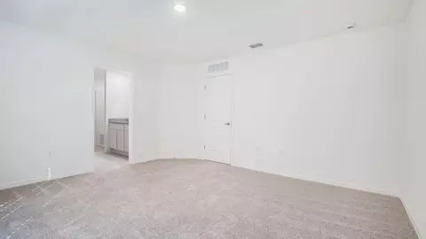 Bedroom - 2214 Elegant Mnr Cir, Edgewater, FL 32141 photo 1 of 4