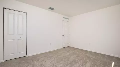 Bedroom - 2214 Elegant Mnr Cir, Edgewater, FL 32141 photo 2 of 4