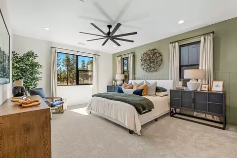 Bedroom - 1905 E Magnolia Dr, Flagstaff, AZ 86004 photo 1 of 4