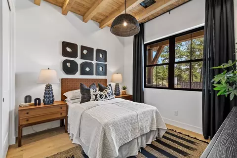 Bedroom - 1905 E Magnolia Dr, Flagstaff, AZ 86004 photo 1 of 3
