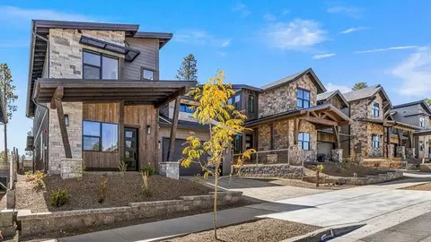 Exterior - 1905 E Magnolia Dr, Flagstaff, AZ 86004 photo 5 of 19