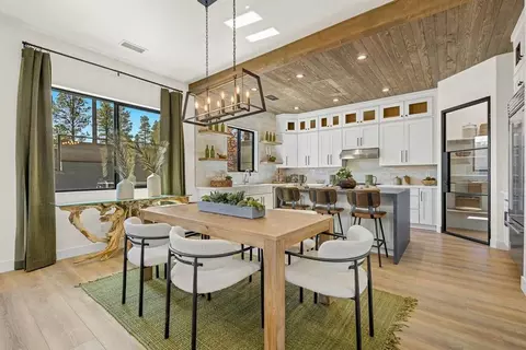 Dining - 1905 E Magnolia Dr, Flagstaff, AZ 86004 photo 1 of 1