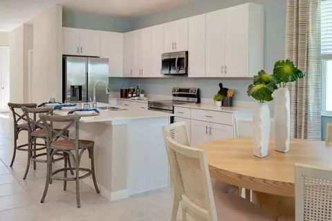 Kitchen - 9544 Vibrant Ln, Venice, FL 34292 photo 1 of 6