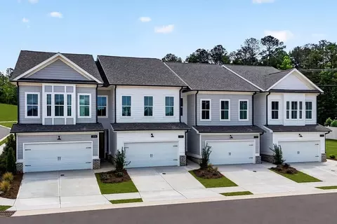 Exterior - 3549 Dickson Place Dr, Opelika, AL 36801 photo 10 of 11