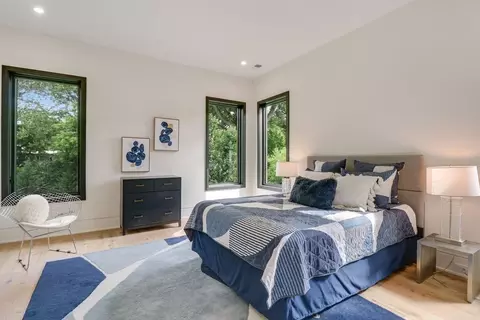 Bedroom - 11200 River Rd, Potomac, MD 20854 photo 5 of 12