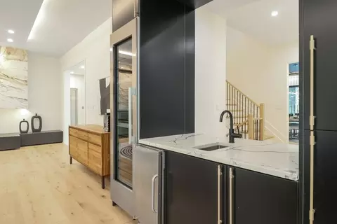 Entry Way - 11200 River Rd, Potomac, MD 20854 photo 4 of 15