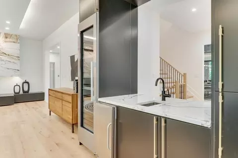 Entry Way - 11200 River Rd, Potomac, MD 20854 photo 5 of 15