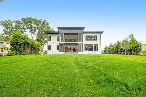 Exterior - 11200 River Rd, Potomac, MD 20854 photo 14 of 32
