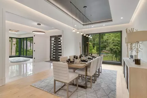 Dining - 11200 River Rd, Potomac, MD 20854 photo 3 of 7