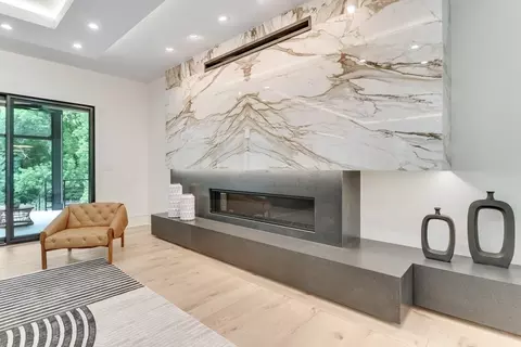 Living - 11200 River Rd, Potomac, MD 20854 photo 4 of 14