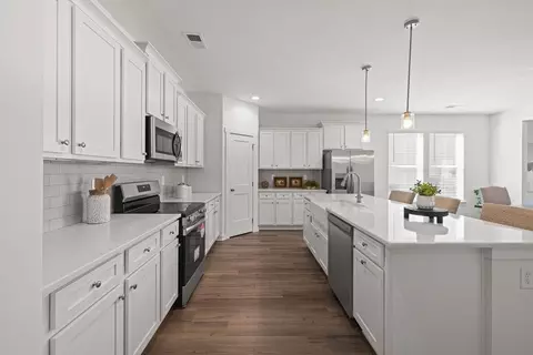 Kitchen - 239 Cochin Dr, Statham, GA 30666 photo 1 of 2