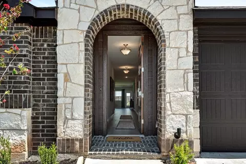 Entry Way - 1012 Brenham Dr, Godley, TX 76044 photo 3 of 3
