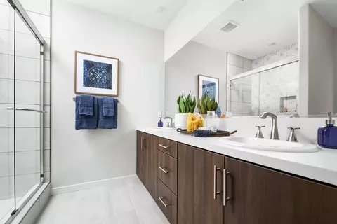 Bath - 16125 Currant Ln, Chino, CA 91708 photo 2 of 3