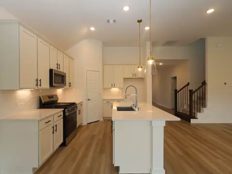 10607 Annex Ave, Montgomery, TX 77316