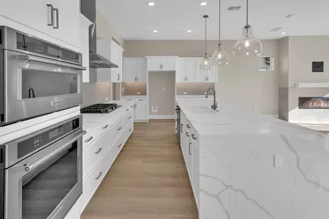 Kitchen - 1324 Cava Rd, Paso Robles, CA 93446 photo 1 of 2