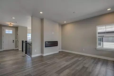 Living - 16408 Monument Rock Ct, Monument, CO 80132 photo 2 of 12