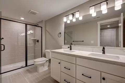 Bath - 16408 Monument Rock Ct, Monument, CO 80132 photo 11 of 12