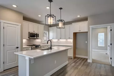 Kitchen - 16408 Monument Rock Ct, Monument, CO 80132 photo 7 of 12