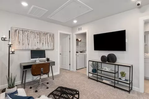 6017 Starview Ter, Charlotte, NC 28216