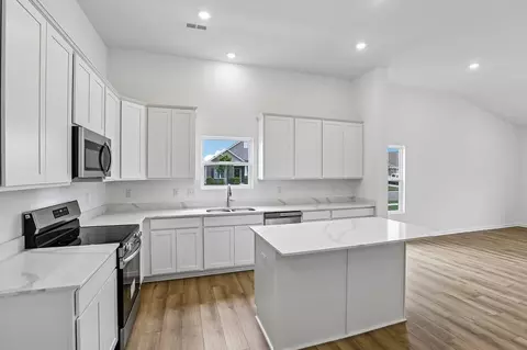 Kitchen - 6563 Mayapple Dr, Pendleton, IN 46064 photo 1 of 5